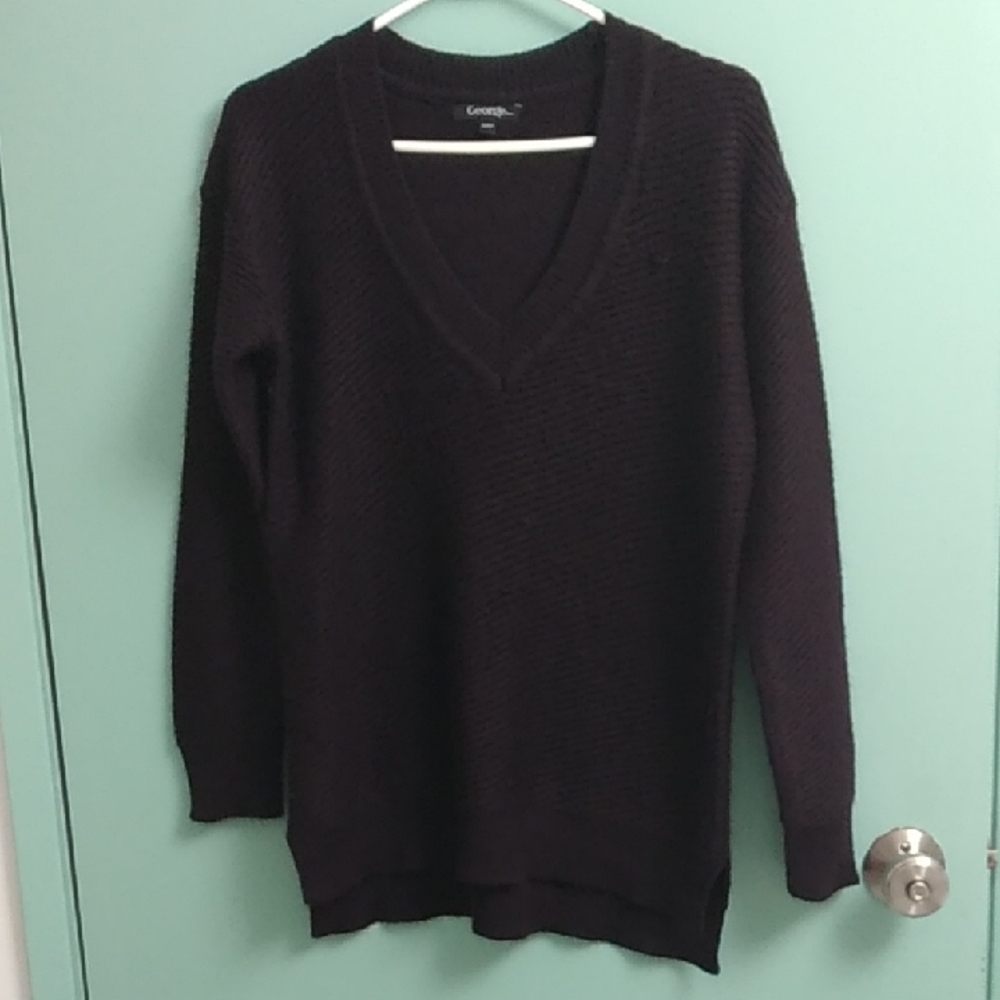 George Women's DEEP Plum colour V-Neck Sweater Size M